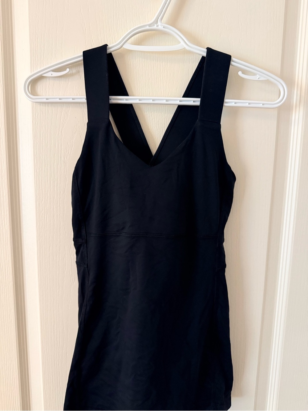Lululemon Black V-Back Active Tank